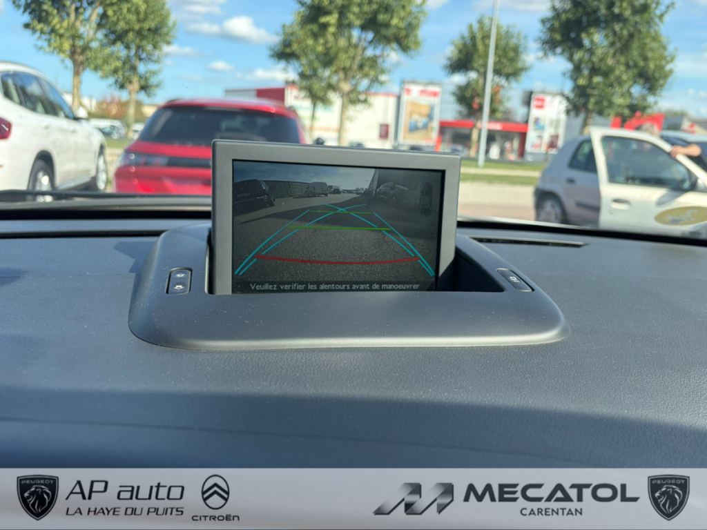 Peugeot 3008 2.0 BlueHDi 150 Allure 5 portes  (févr. 2015) (co2 109)
