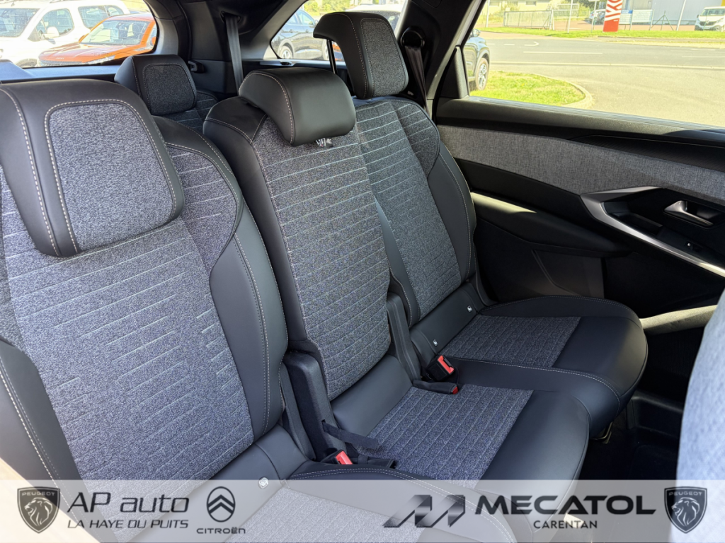 Peugeot 5008 (3) 1.2 HYBRID 136 E-DCS6 ALLURE