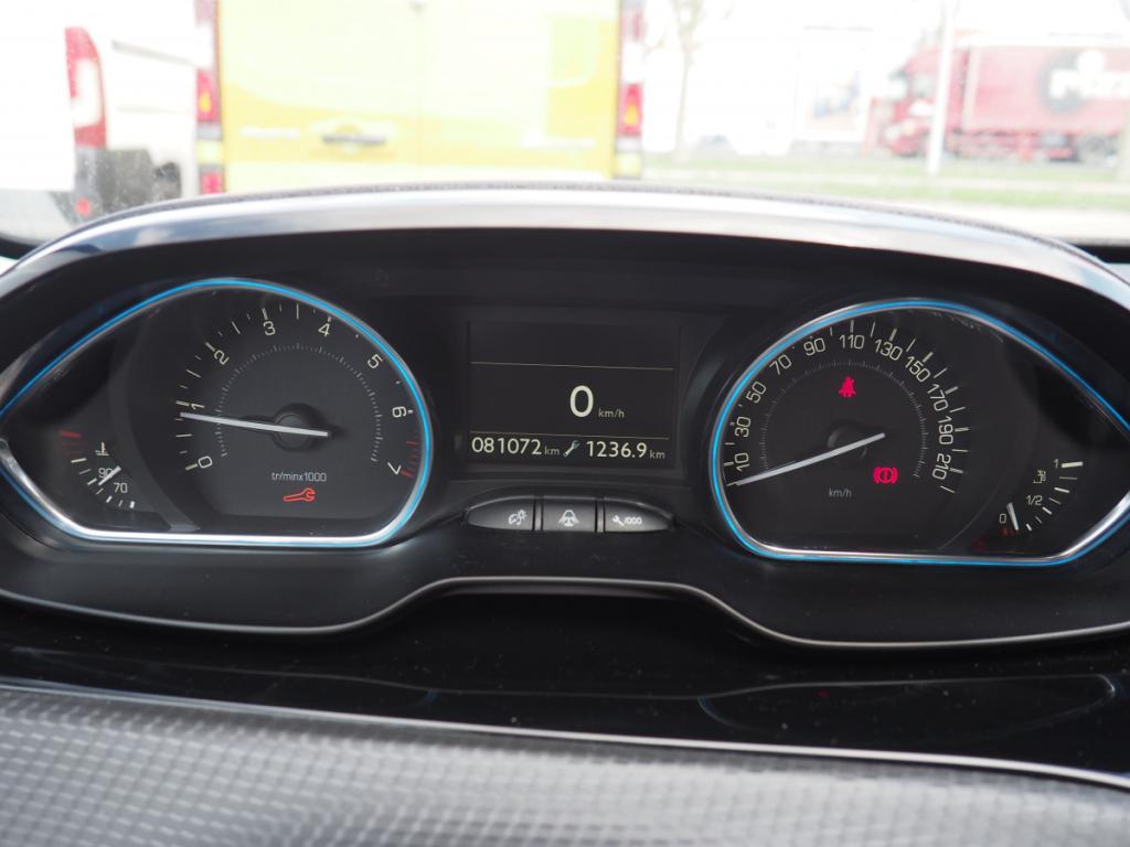 Peugeot 2008 (2) 1.2 PT 130 S&S ALLURE