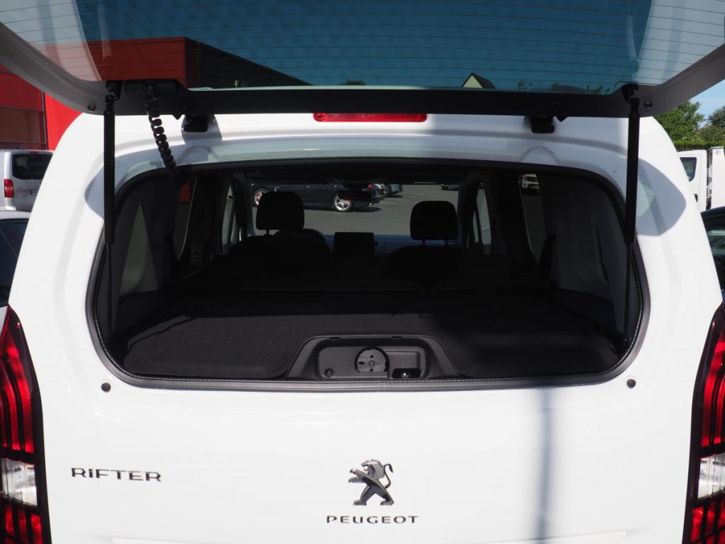 Peugeot Rifter BlueHDi 130 S&S Active
