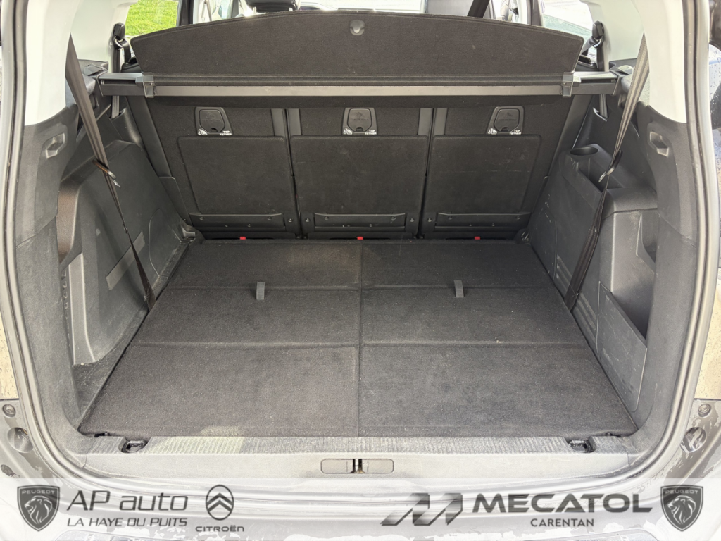 Peugeot 5008 (2) BlueHDi 130 S&S EAT8 CROSSWAY